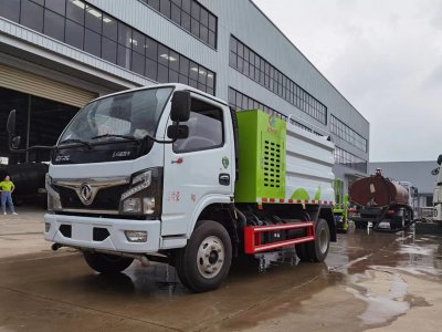 藍(lán)牌小多利卡防疫消毒灑水車