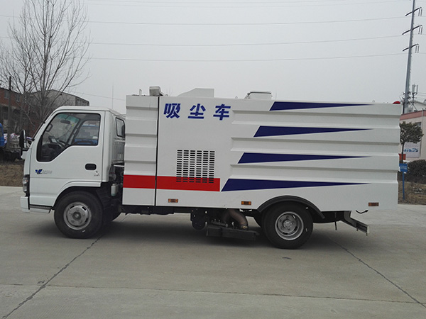 五十鈴吸塵車(chē)（1方水罐4方塵罐）