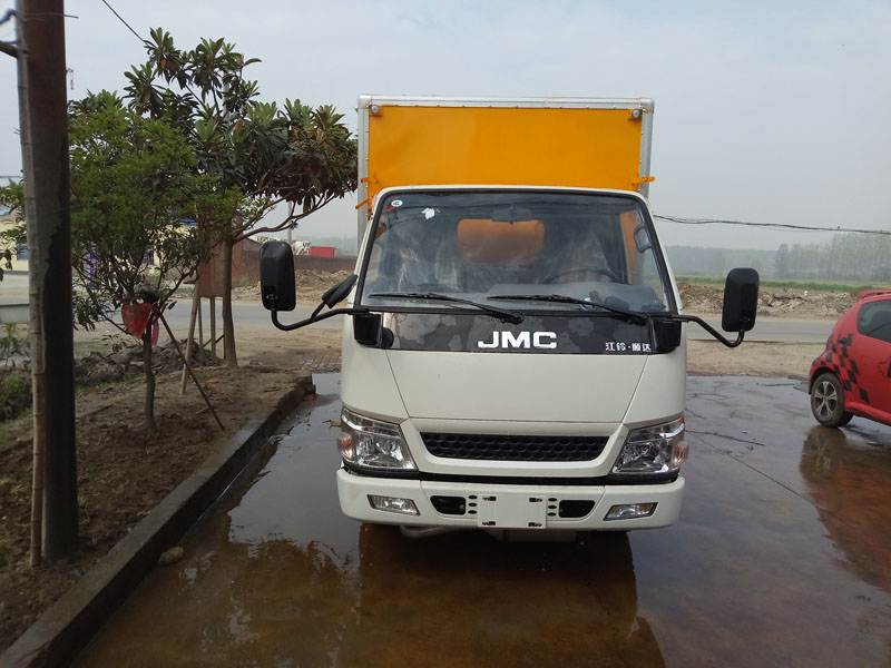 江鈴4.2米(藍牌)氣體廂式車