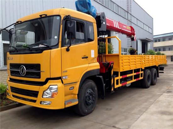 東風(fēng)天龍后雙橋12噸隨車吊