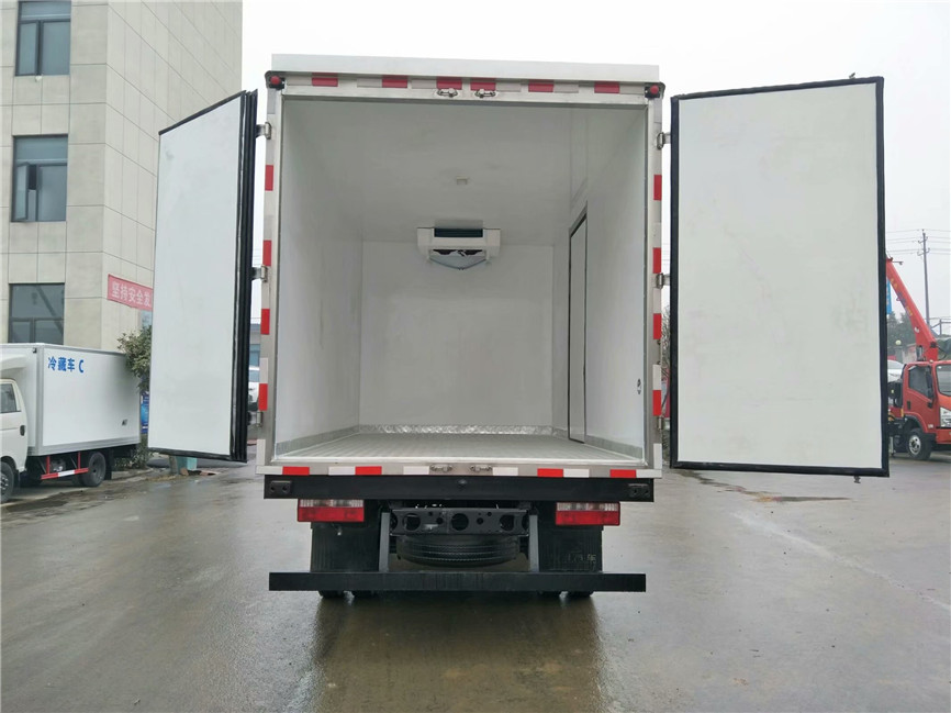 解放虎V 4.2米冷藏車
