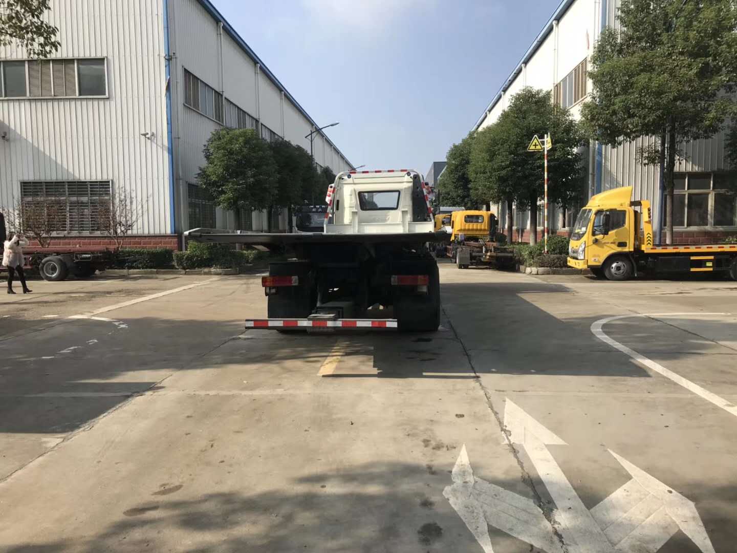 解放J6重型清障車(5800軸距)