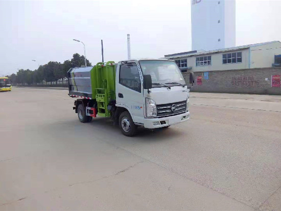 凱馬國(guó)六藍(lán)牌4方自裝卸(掛桶)式垃圾車