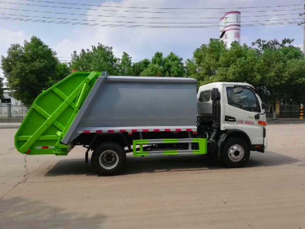 江淮駿鈴國六8方壓縮式垃圾車