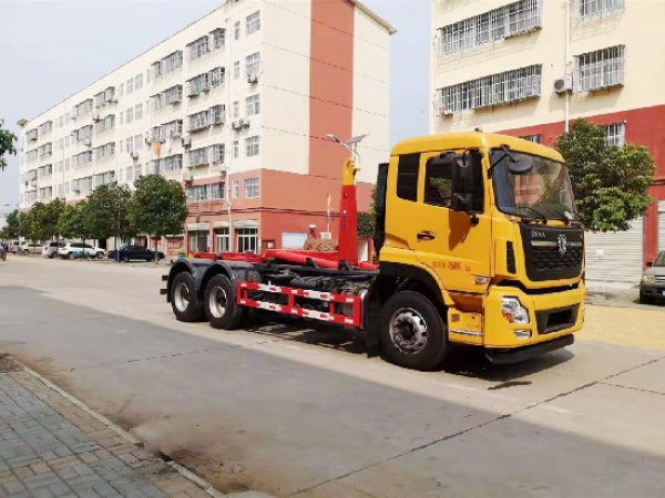 東風(fēng)天龍國(guó)六20~25方車廂可卸（鉤臂）式垃圾車