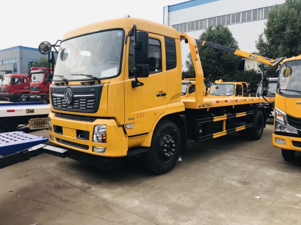 東風(fēng)天錦10噸平板清障車