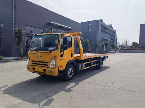 國(guó)六大運(yùn)一拖二平板清障車(chē)